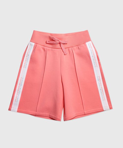 pink shorts